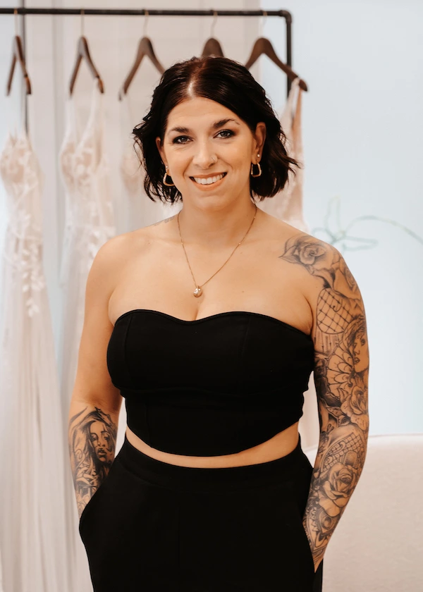 Nina aus dem Team von Glücksmoment Brautmode in Oldenburg